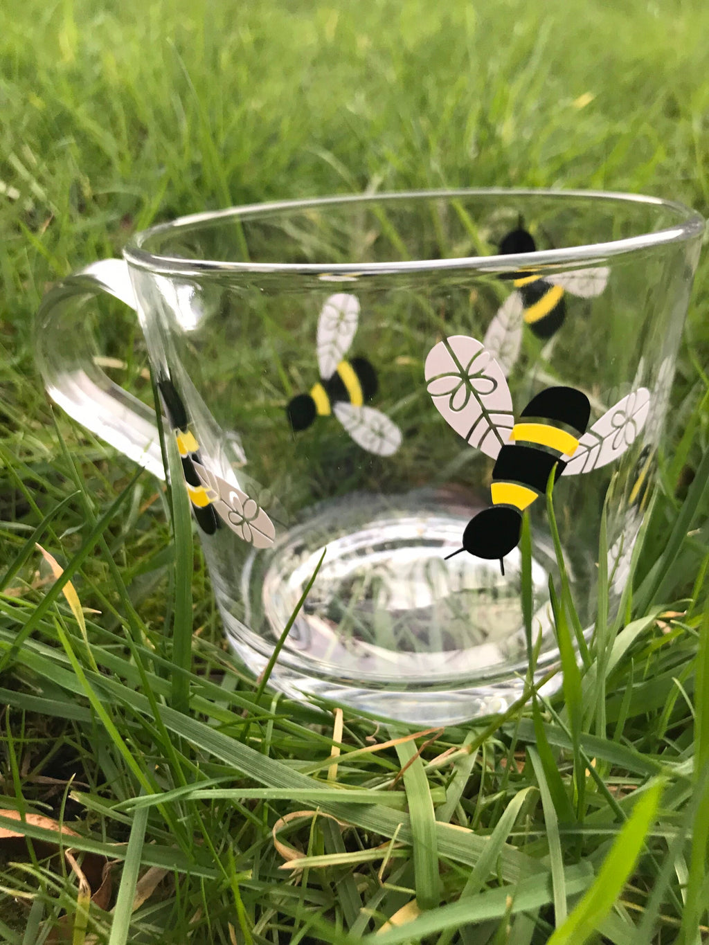 Aesthetic Bee Glass Mugs